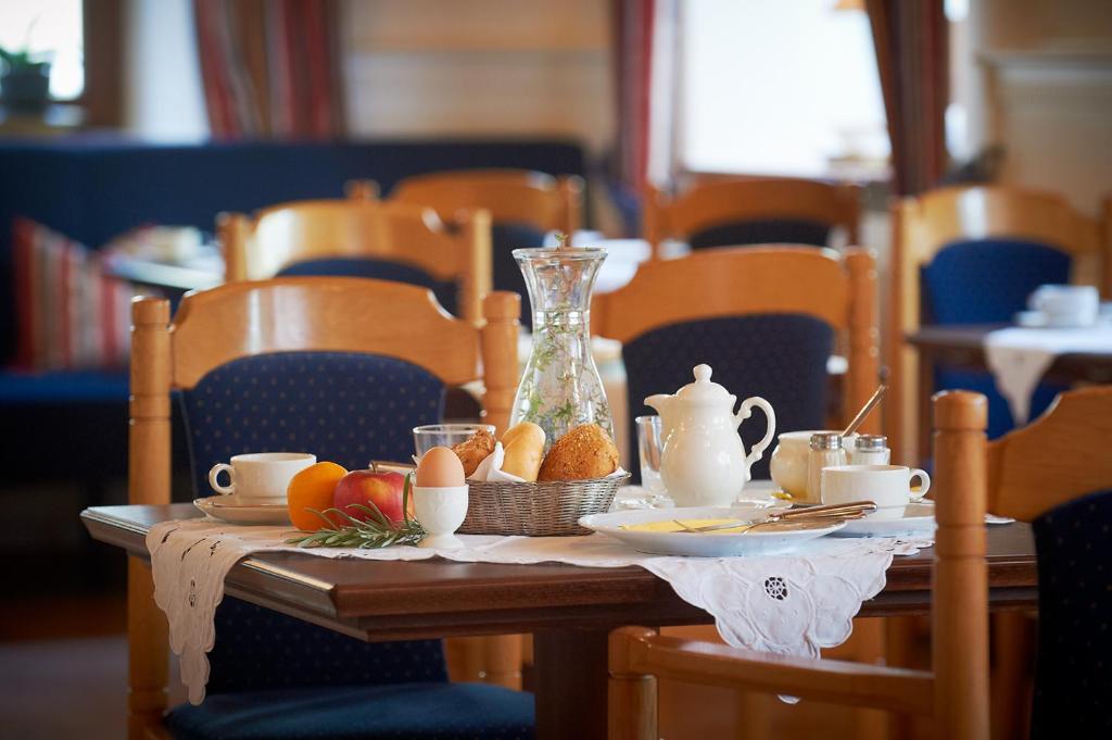 Hotel Zur Post บัดเคิทซ์ทิง ภายนอก รูปภาพ