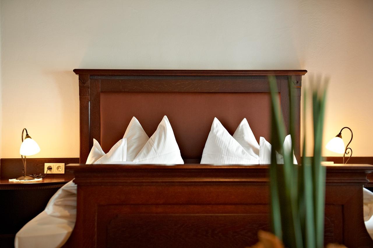 Hotel Zur Post บัดเคิทซ์ทิง ภายนอก รูปภาพ